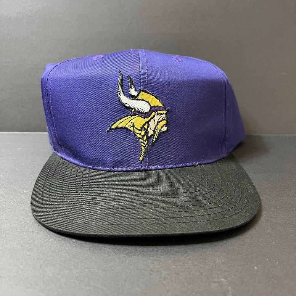Vintage Annco Official NFL Minnesota Vikings SnapBack Hat Purple & Black
